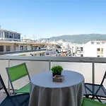 Hospitality House アパート カラマタ