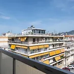アパート Hospitality House カラマタ