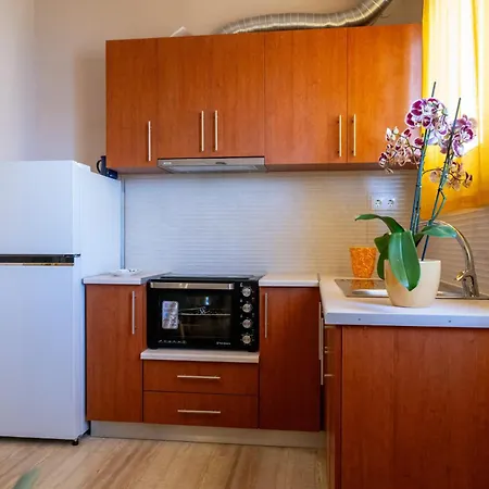 Hospitality House Apartment Kalamata